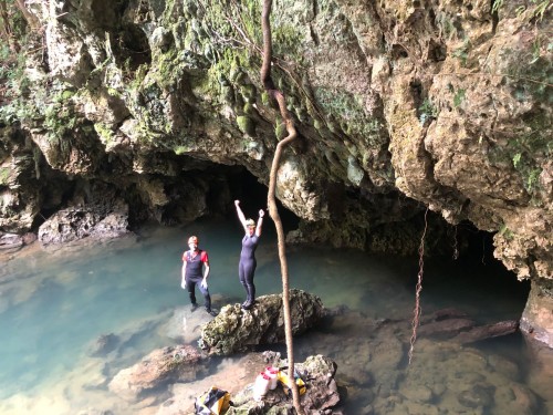 La risorgenza principale di Bugasan Cave System