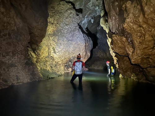 Ambienti incantevoli nella trexplore cave